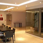 El Globo Hotel *