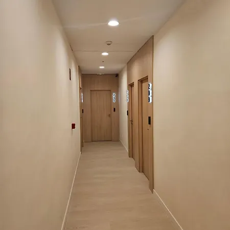 酒店 环球酒店 *