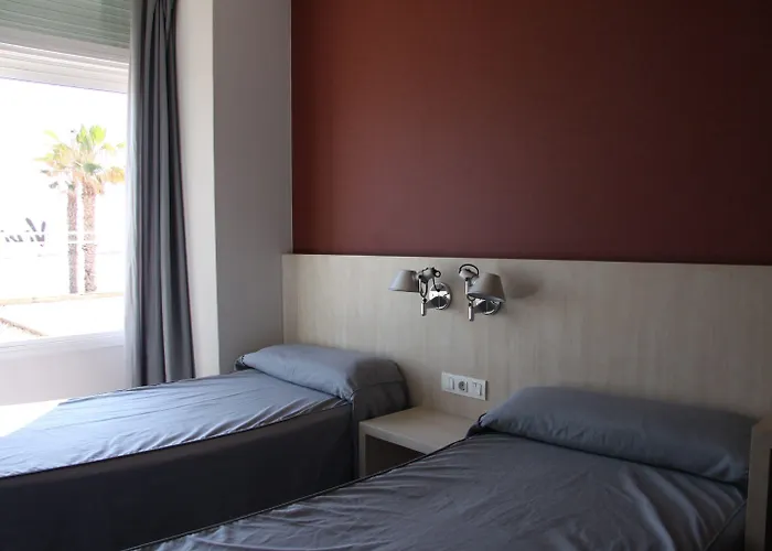 El Globo Hotel *