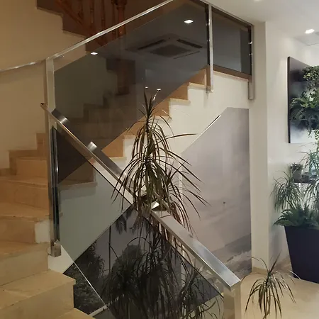 酒店 环球酒店 *